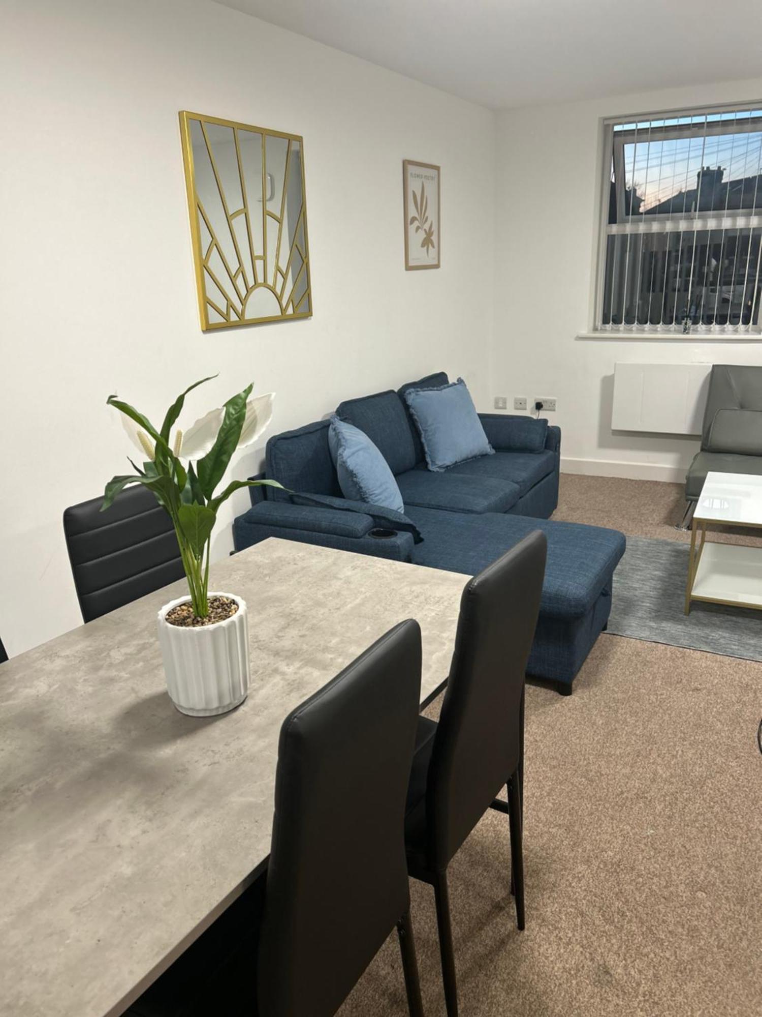 Failsworth Luxury Apartment With Free Parking By Daley Stays Manchester Bagian luar foto